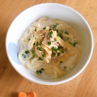 カルボナーラ風♡高野豆腐とお揚げのミルクうどん♪